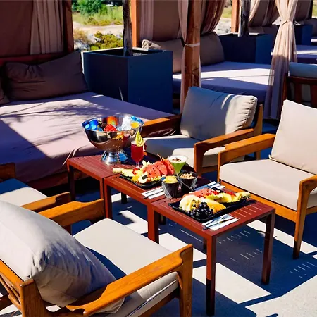 Grand Sapphire Sea Studio, Casino, Pera Mackenzie, Sea View Apartment Agios Georgios (Famagusta)