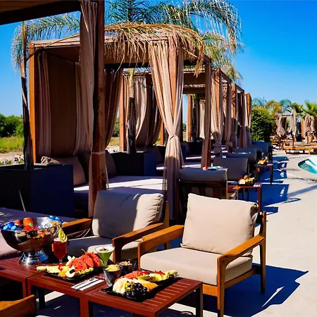 Grand Sapphire Sea Studio, Casino, Pera Mackenzie, Sea View Agios Georgios (Famagusta)