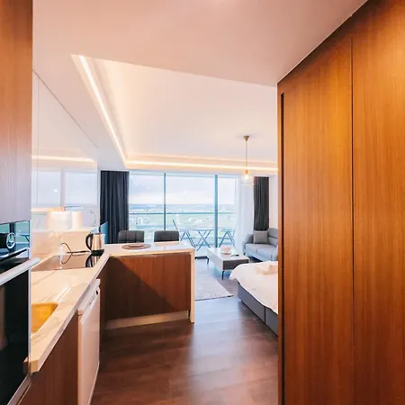 Grand Sapphire Sea Studio, Casino, Pera Mackenzie, Sea View