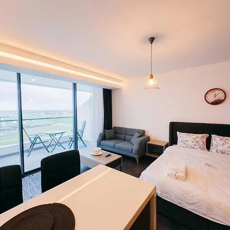 Grand Sapphire Sea Studio, Casino, Pera Mackenzie, Sea View Agios Georgios (Famagusta)